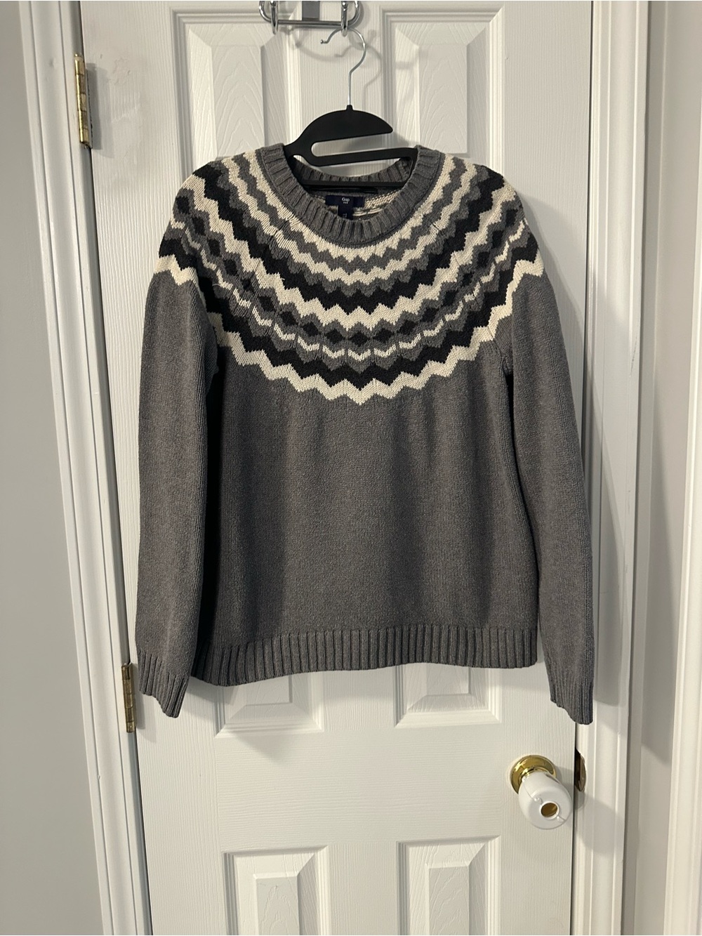 GAP Gray and Cream Fair Isle Crewneck Sweater
